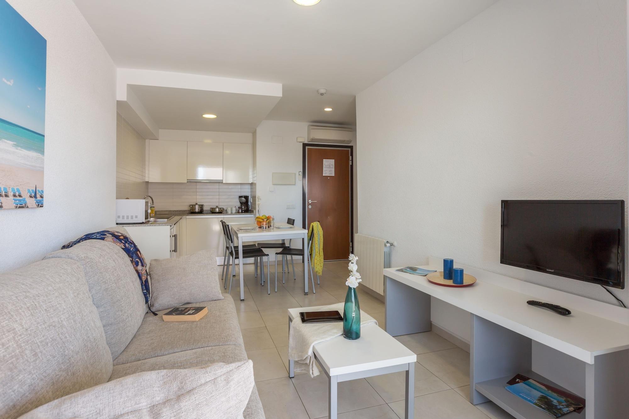 ปิแยร์ แอนด์ วาก็องซ์ เบนิดอร์ม เลบันเต Apartment ภายนอก รูปภาพ