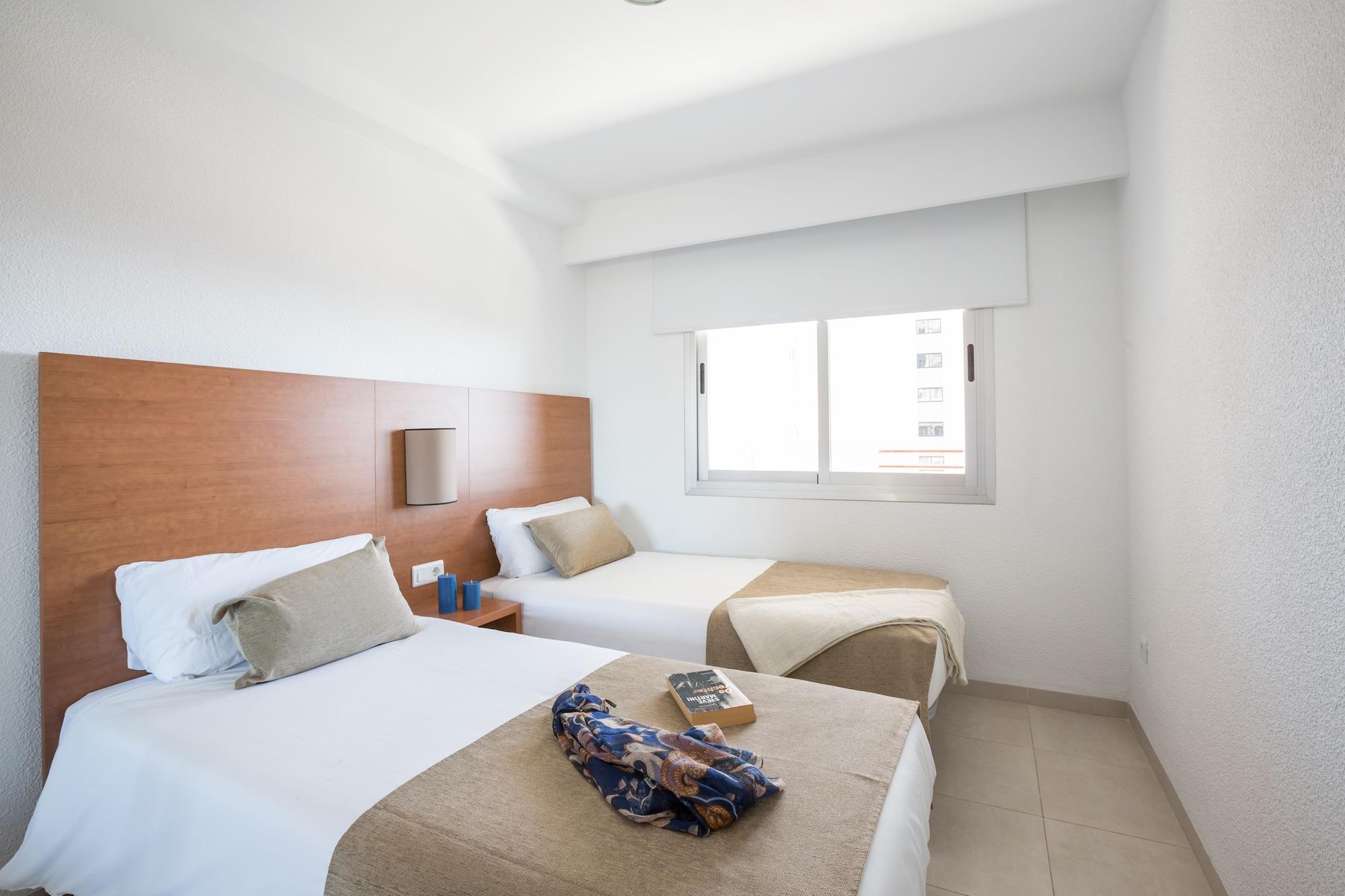 ปิแยร์ แอนด์ วาก็องซ์ เบนิดอร์ม เลบันเต Apartment ภายนอก รูปภาพ
