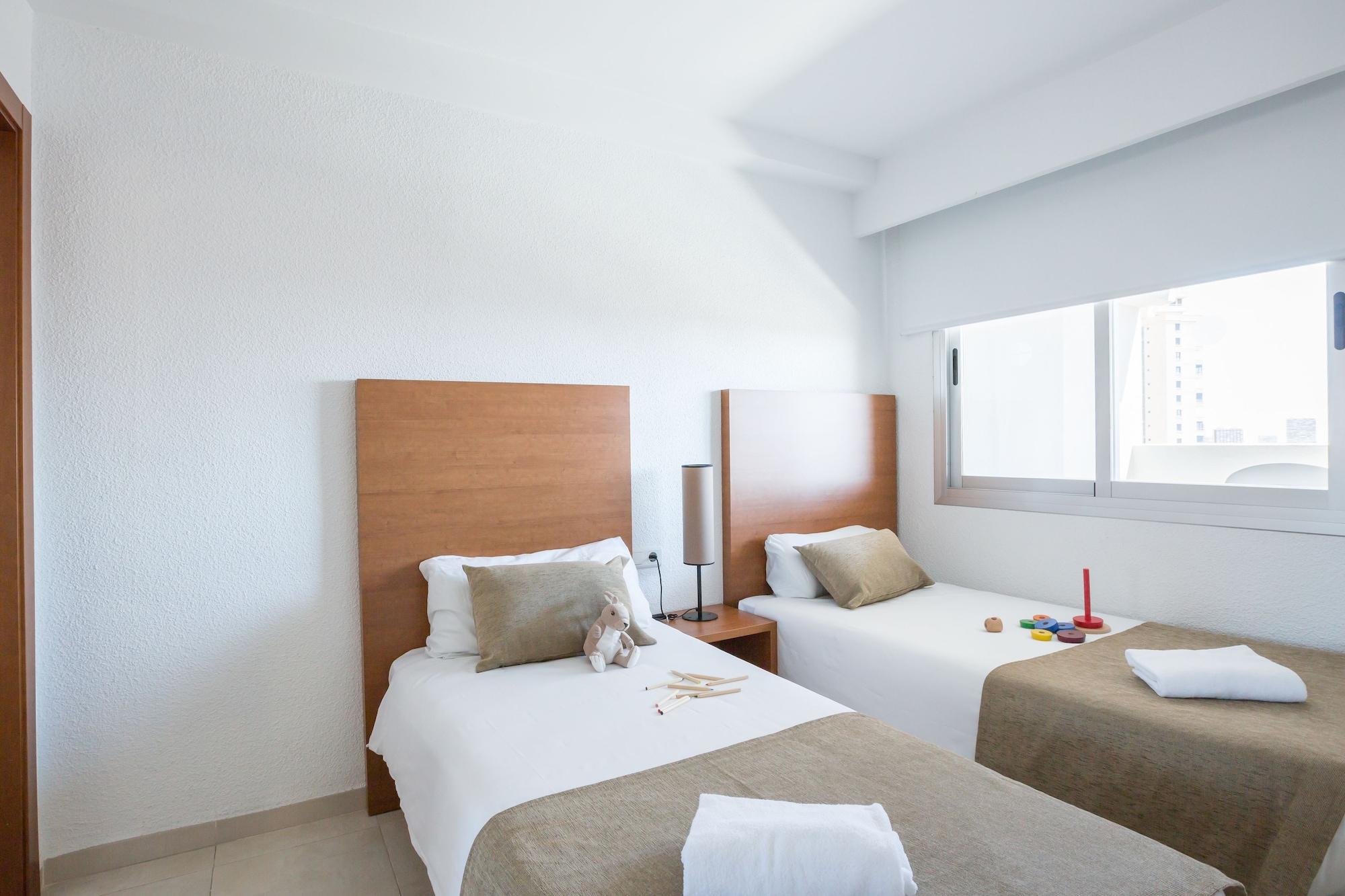 ปิแยร์ แอนด์ วาก็องซ์ เบนิดอร์ม เลบันเต Apartment ภายนอก รูปภาพ