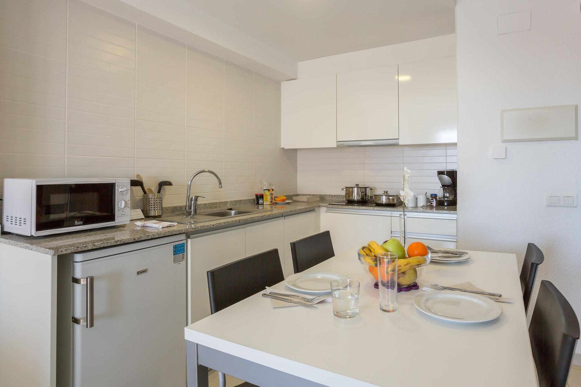 ปิแยร์ แอนด์ วาก็องซ์ เบนิดอร์ม เลบันเต Apartment ภายนอก รูปภาพ