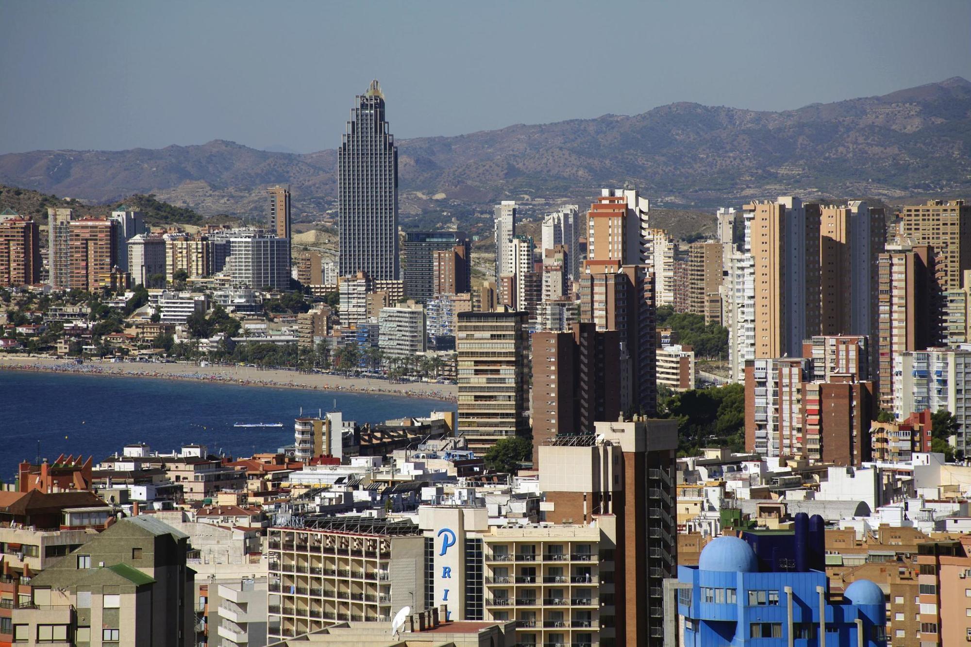 ปิแยร์ แอนด์ วาก็องซ์ เบนิดอร์ม เลบันเต Apartment ภายนอก รูปภาพ