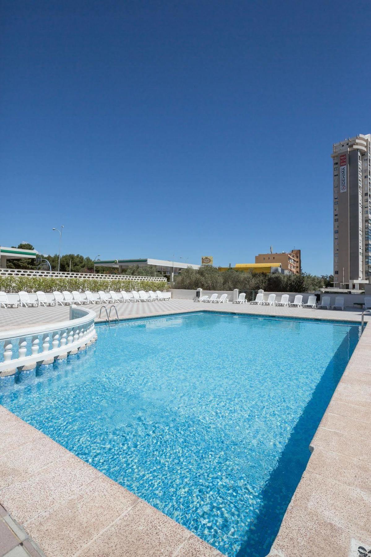 ปิแยร์ แอนด์ วาก็องซ์ เบนิดอร์ม เลบันเต Apartment ภายนอก รูปภาพ